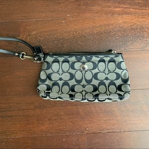COACH BNWOT Black and Grey Clutch/Wristlet